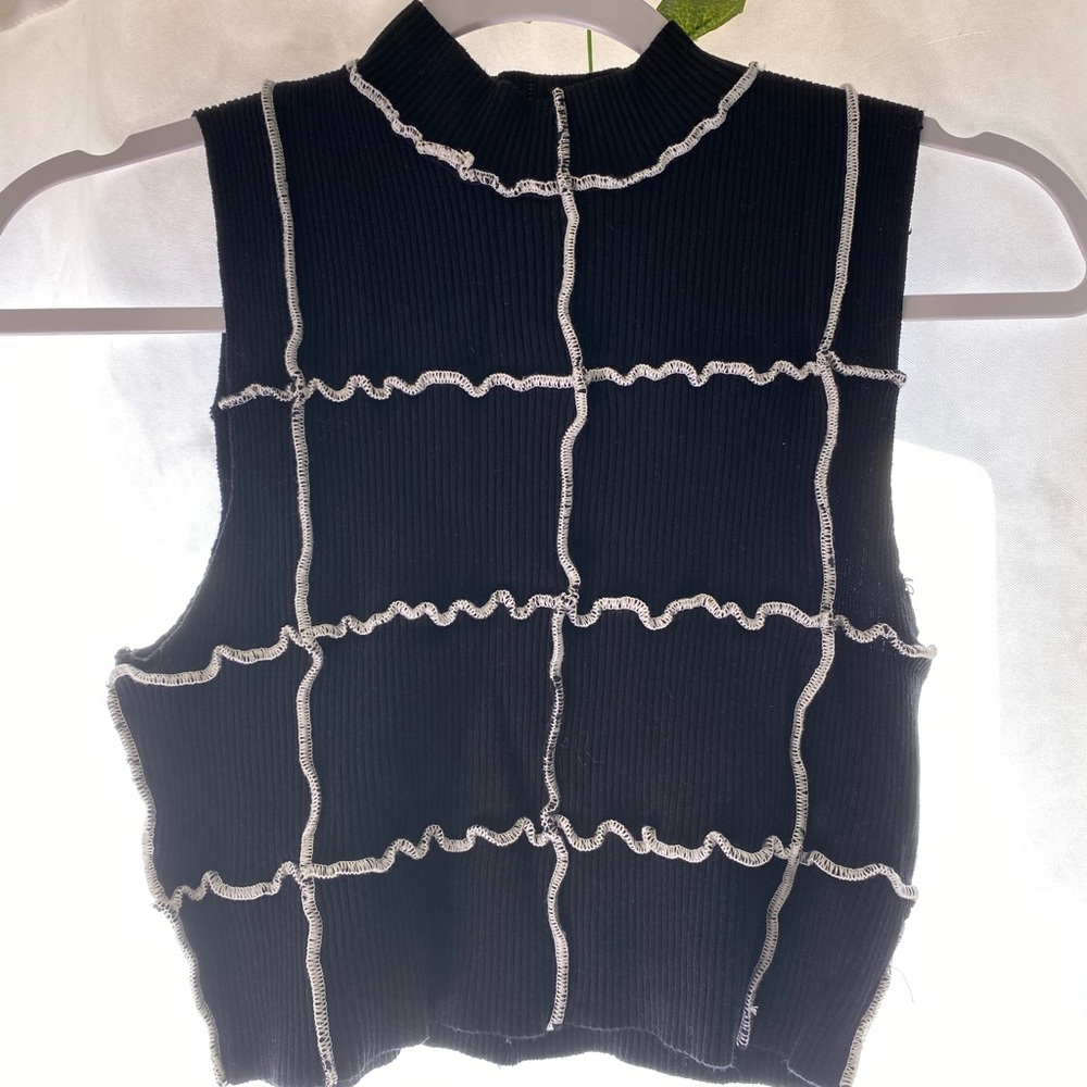 Cropped shirt